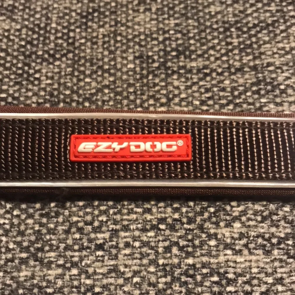 NWT EzyDog Neo Classic Dog Collar